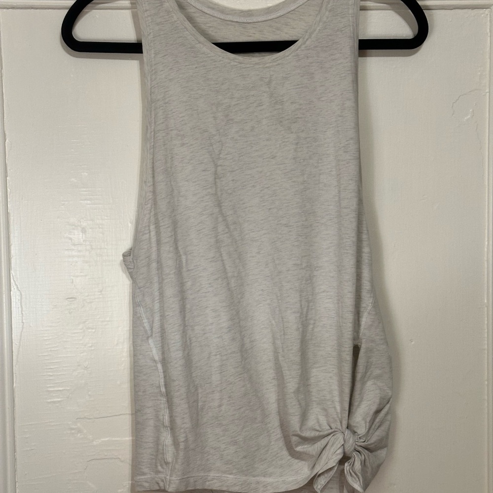 Lululemon To The Point side tie tank.